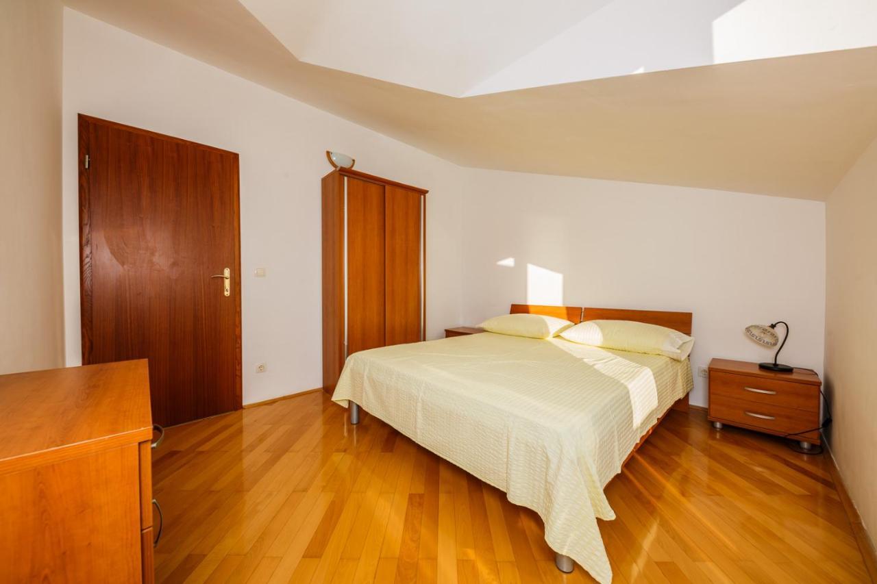 Apartamenty z basenem ILJA Rogoznica (Sibenik-Knin) Bagian luar foto