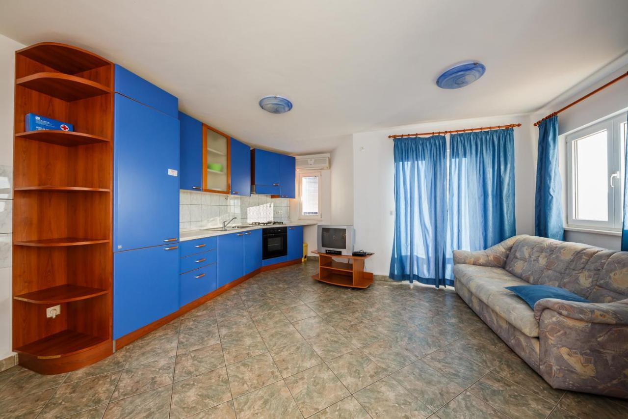 Apartamenty z basenem ILJA Rogoznica (Sibenik-Knin) Bagian luar foto
